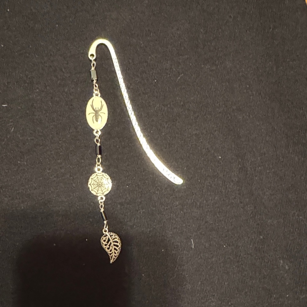 Gold Spider and Leaf Charm Bookmark